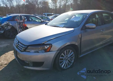 2014 Volkswagen Passat 2.5L S из США, поврежденный, VIN 1VWAP7A30EC008863